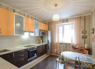 Продается двухкомнатная квартира, 90 м2, Ростов-на-Дону, улица 339-й Стрелковой Дивизии, 25/1