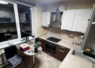 Сдается в аренду 1-ком. квартира, 33 м2, Москва, улица Генерала Тюленева, 33