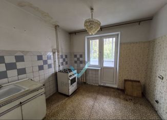 Продам 2-ком. квартиру, 54 м2, Ивантеевка, улица Богданова, 23