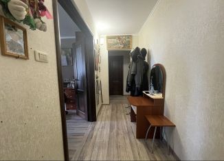 Продается 3-комнатная квартира, 64 м2, Челябинск, улица Агалакова, 35, Ленинский район