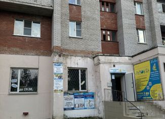 Продаю трехкомнатную квартиру, 112 м2, Ленинградская область, Магистральная улица, 8