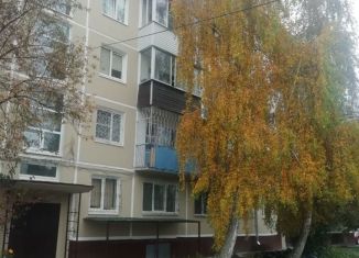 Продам 2-ком. квартиру, 46 м2, Усолье-Сибирское, Ленинский проспект, 10