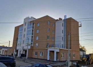 Продается 1-комнатная квартира, 35 м2, Республика Башкортостан, улица Чистякова, 11