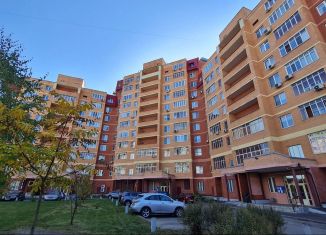 Продажа 4-комнатной квартиры, 118 м2, Серпухов, улица Ворошилова, 57