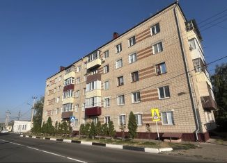 Продается 1-ком. квартира, 35 м2, Новый Оскол, улица Гагарина, 15