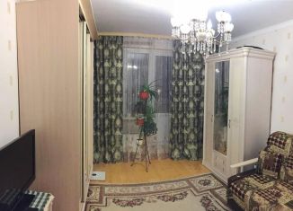 Продаю 2-ком. квартиру, 54 м2, Москва, Челобитьевское шоссе, 10к2