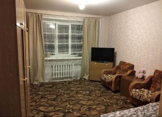 Сдам 1-ком. квартиру, 30 м2, Ступино, улица Крупской, 36