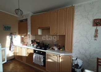 Продажа 3-ком. квартиры, 65 м2, Калужская область, улица Энгельса, 4