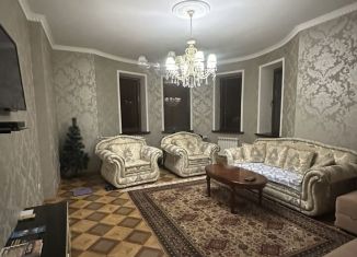 Двухкомнатная квартира на продажу, 95 м2, Ставропольский край, улица Революции, 44