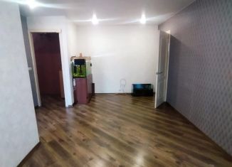 Продается 2-ком. квартира, 46.7 м2, Татарстан, улица Карла Маркса, 6