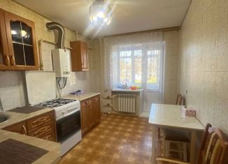 Продажа трехкомнатной квартиры, 69 м2, село Серафимовский, 19-й квартал, 9