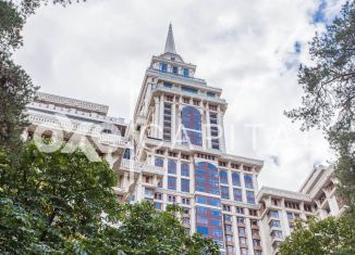 Продажа трехкомнатной квартиры, 182 м2, Москва, Чапаевский переулок, 3