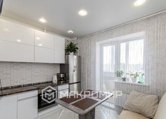 Продам 1-ком. квартиру, 40 м2, Брянск, Советская улица, 105А, Советский район