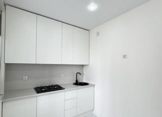 Продам 1-ком. квартиру, 37 м2, Ставропольский край, улица Рогожникова, 21/1к2