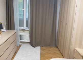 Аренда комнаты, 12 м2, Москва, район Тропарёво-Никулино, улица 26 Бакинских Комиссаров, 10