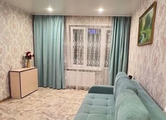 Сдается 2-ком. квартира, 54 м2, Казань, проспект Ямашева, 76