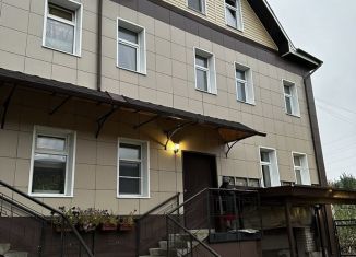 Аренда однокомнатной квартиры, 50 м2, Северодвинск, Лесная улица, 36А