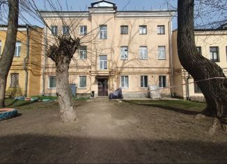 Продам 2-комнатную квартиру, 50.5 м2, Псков, Советская улица, 43