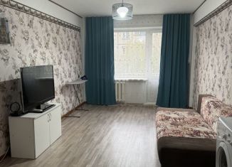 Сдача в аренду 2-ком. квартиры, 46 м2, Абакан, улица Комарова, 6