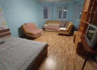 Сдача в аренду 1-ком. квартиры, 40 м2, Казань, ЖК Солнечный Город, улица Гарифа Ахунова, 14