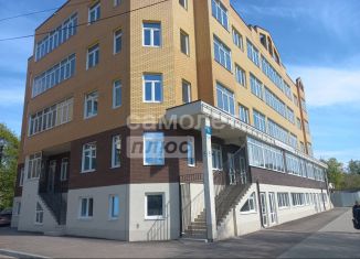 Продам 3-комнатную квартиру, 76.9 м2, Малоярославец, улица Аузина, 4