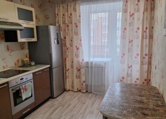 Сдам 1-ком. квартиру, 37.5 м2, Берёзовский, улица Гагарина, 17