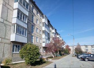 Продам 1-ком. квартиру, 30.1 м2, Реж, улица Строителей, 14