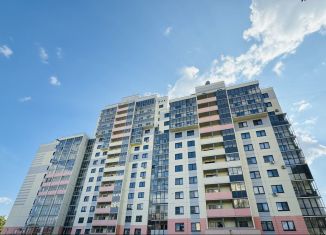 Продажа 2-ком. квартиры, 70.8 м2, Челябинск, улица Яблочкина