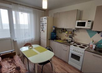 Продам 1-ком. квартиру, 36 м2, Ростовская область, улица Петренко, 8