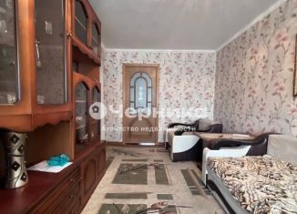 Продается трехкомнатная квартира, 56 м2, Шахты, улица Искра, 53