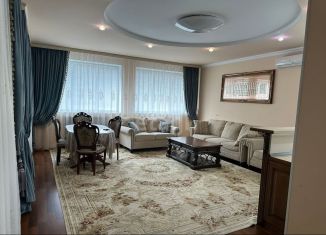 Продам дом, 400 м2, поселок Эркен-Шахар, улица Титова