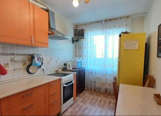 Сдам в аренду комнату, 14 м2, Екатеринбург, улица Менделеева, 18