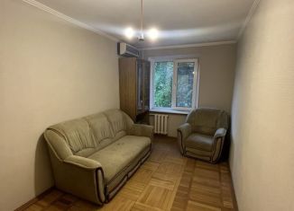 Продажа двухкомнатной квартиры, 43.3 м2, Краснодар, улица Карякина, 14