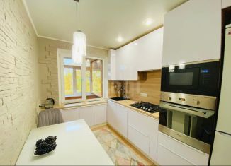 Продажа 3-комнатной квартиры, 65 м2, Казань, улица Юлиуса Фучика, 42