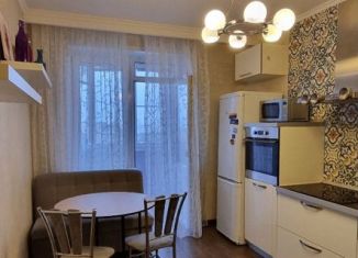 Сдается в аренду двухкомнатная квартира, 60 м2, Пенза, улица Бакунина, 139, Ленинский район