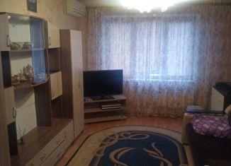 Сдается 2-ком. квартира, 52 м2, Чехов, Весенняя улица, 22