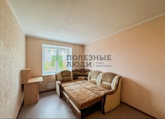 Сдается двухкомнатная квартира, 70 м2, Самара, улица Калинина, метро Победа