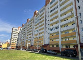 Продам 2-ком. квартиру, 66 м2, Смоленск, улица Крупской, 54Б