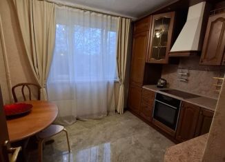 Сдается в аренду 3-ком. квартира, 74.5 м2, Москва, Хорошёвское шоссе, 64к1, метро Полежаевская