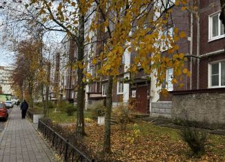 Продается трехкомнатная квартира, 72.5 м2, Тосно, улица Победы, 19