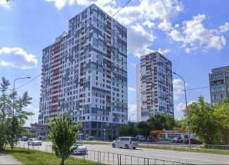 Продается 3-комнатная квартира, 77.1 м2, Тюмень, улица Менжинского, 60