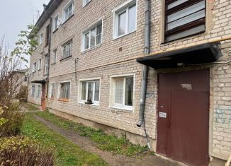 Продается двухкомнатная квартира, 31 м2, село Первомайский, Садовая улица, 11