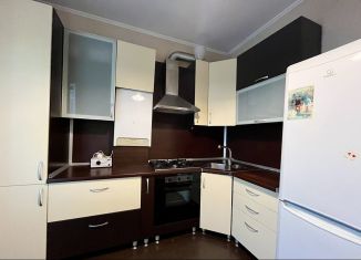 Продам 1-комнатную квартиру, 40 м2, Ставропольский край, улица Пирогова, 37