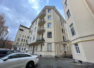 Продается комната, 19.8 м2, Санкт-Петербург, 9-я линия Васильевского острова, 72В