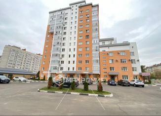 Продажа 3-ком. квартиры, 89 м2, Орловская область, улица 60-летия Октября, 15А