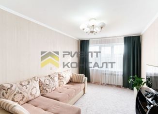 Продается 2-ком. квартира, 47 м2, Омск, Кировский округ, улица Лукашевича, 21А