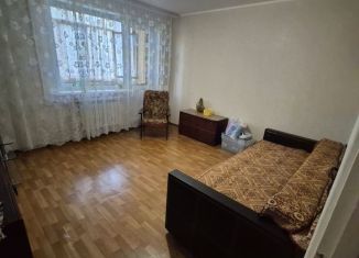 Продаю 2-ком. квартиру, 44 м2, Волжский, Пионерская улица, 17