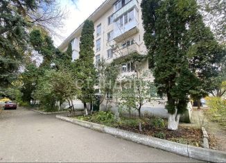 3-комнатная квартира на продажу, 49 м2, Ессентуки, Октябрьская улица, 411