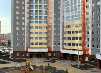 Продаю 3-комнатную квартиру, 102.6 м2, Липецк, улица И.В. Свиридова, 31