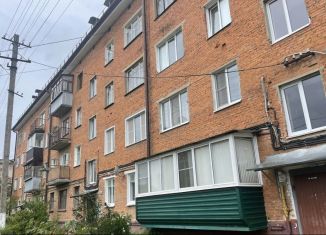 Продается 2-ком. квартира, 43.5 м2, Жуков, улица Ленина, 16